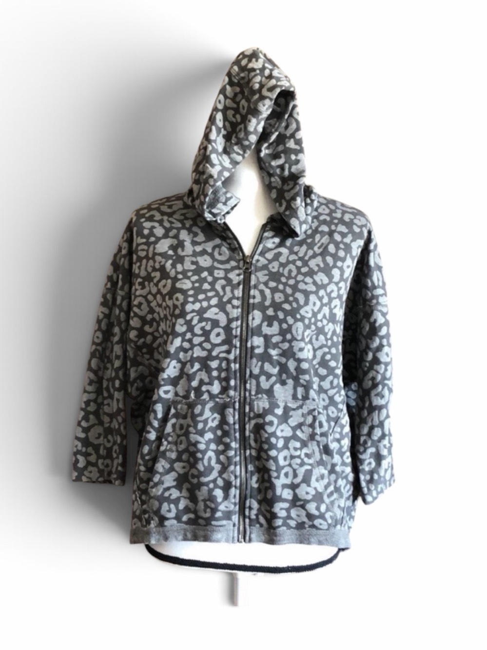 Saks 5th Avenue Sassy Animal Print Full Zip Hooded Top Size M